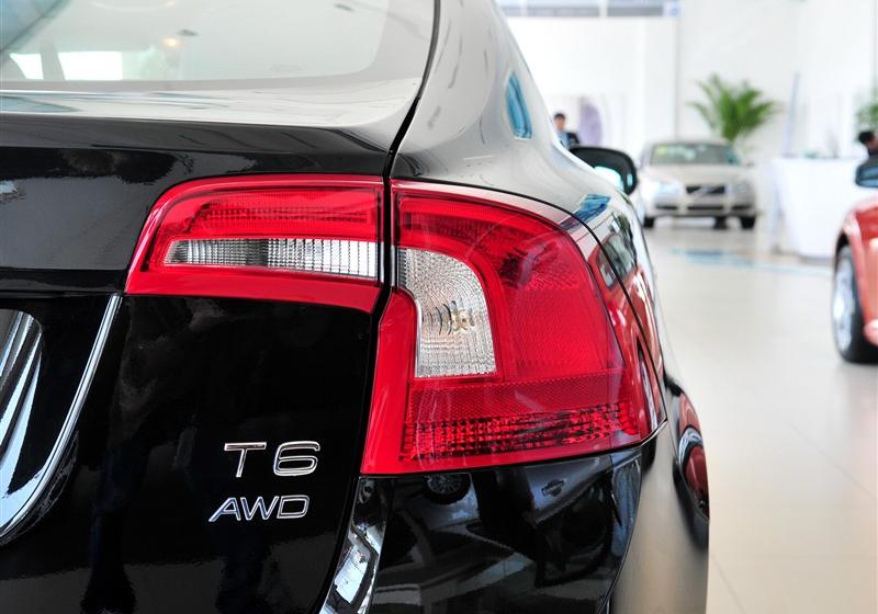沃爾沃S60  2011款 3.0 T6 AWD 智尊版