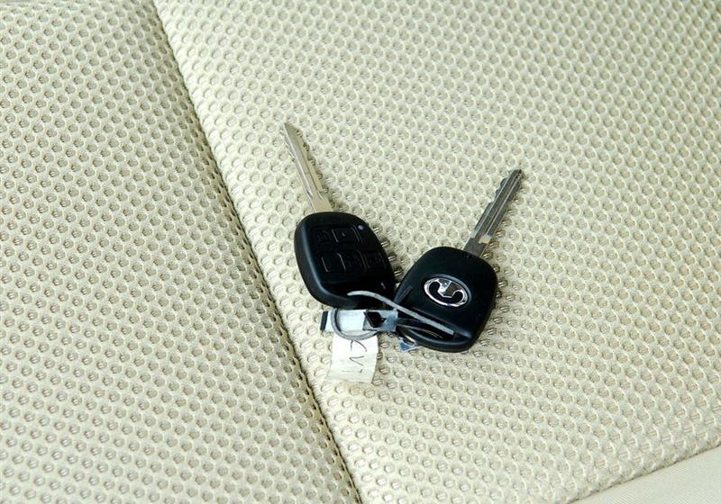 炫麗  2009款 1.5L CVT 精英型VVT