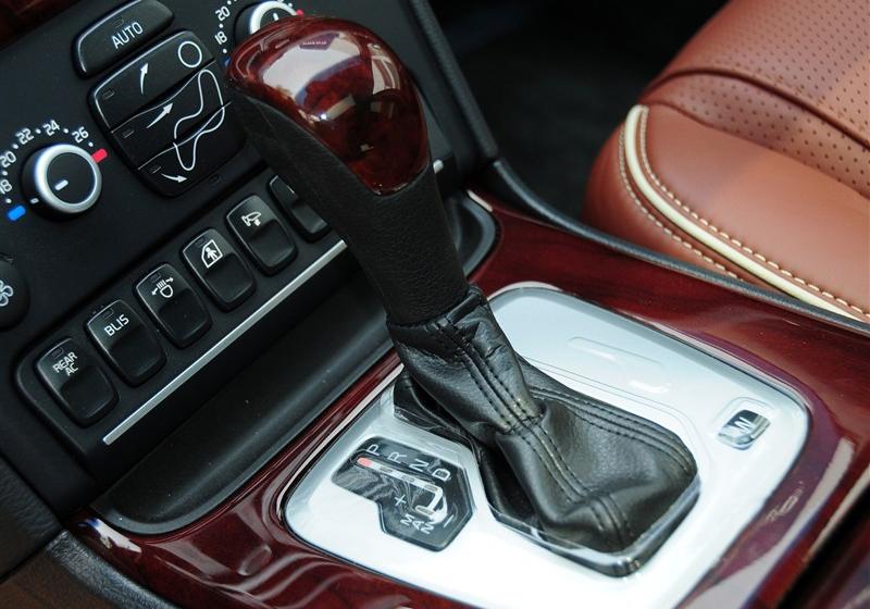 沃爾沃XC90  2011款 2.5T 北歐行政版