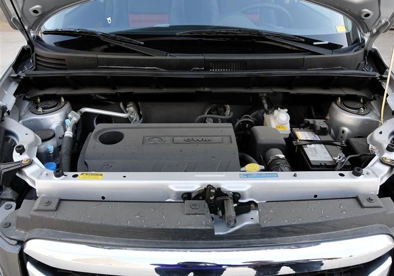 長(zhǎng)城汽車(chē) 哈弗M2 2012款 1.5手動(dòng)兩驅(qū)都市版