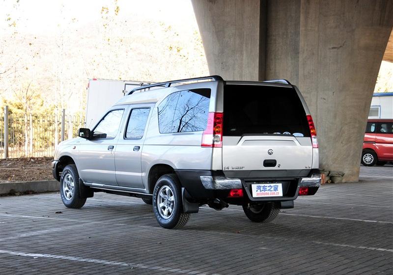 鄭州日產(chǎn) 銳騏多功能車 2010款 2.4L汽油兩驅(qū)豪華型ZG24