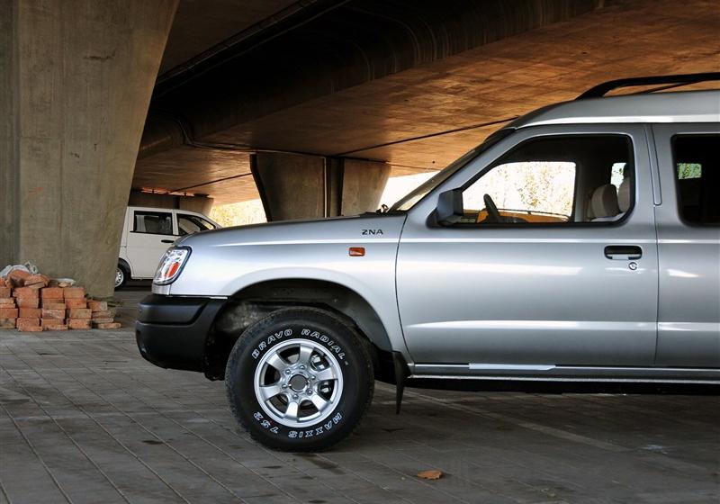 鄭州日產 銳騏多功能車 2010款 2.4L汽油兩驅豪華型ZG24