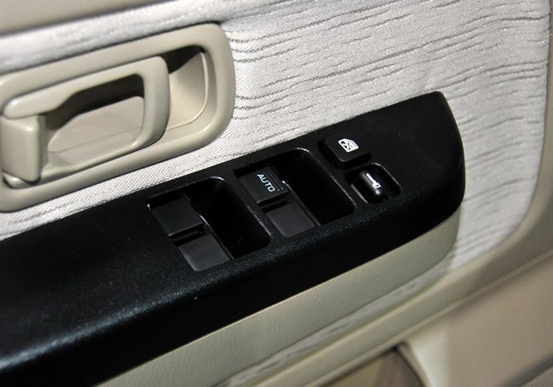 鄭州日產(chǎn) 銳騏皮卡 2010款 2.5L兩驅(qū)標(biāo)準(zhǔn)型ZD25TCR