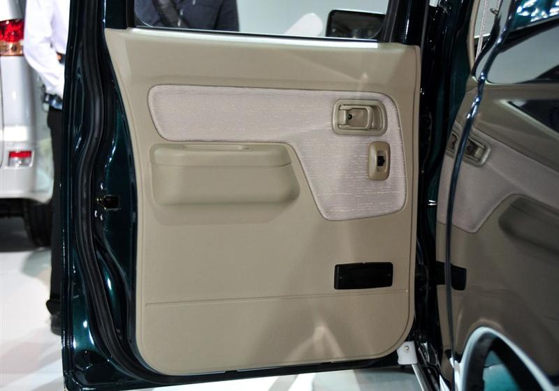 鄭州日產(chǎn) 銳騏皮卡 2010款 2.5L兩驅(qū)標(biāo)準(zhǔn)型ZD25TCR