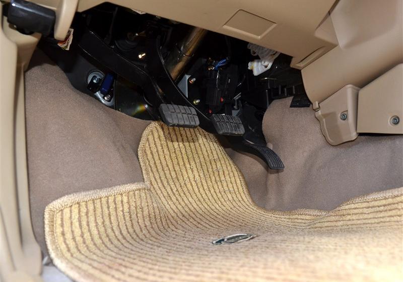 鄭州日產(chǎn) 銳騏皮卡 2010款 3.0L兩驅(qū)標(biāo)準(zhǔn)型ZD30D13-3N