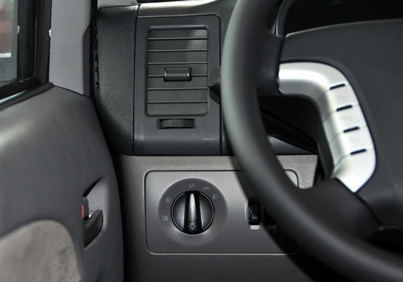 奇瑞汽車(chē) 威麟H5 2010款 2.0L豪華型