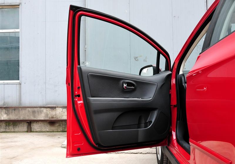 騰翼C20R  2011款 1.5 手動都市型