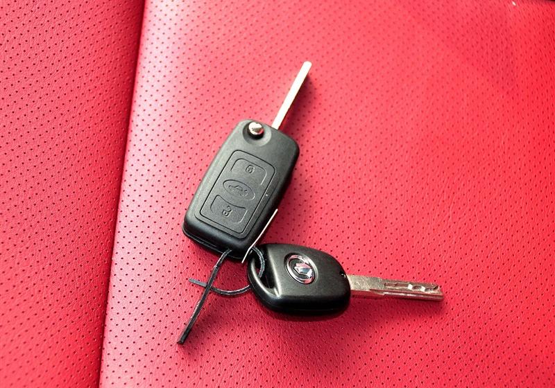 騰翼C20R  2011款 1.5 手動都市型