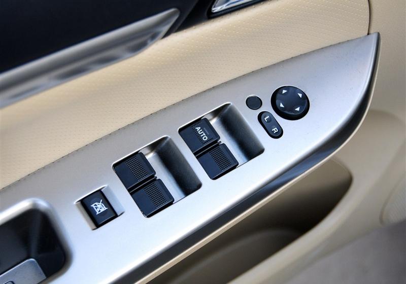 騰翼C50  2012款 1.5T 手動(dòng)尊貴型