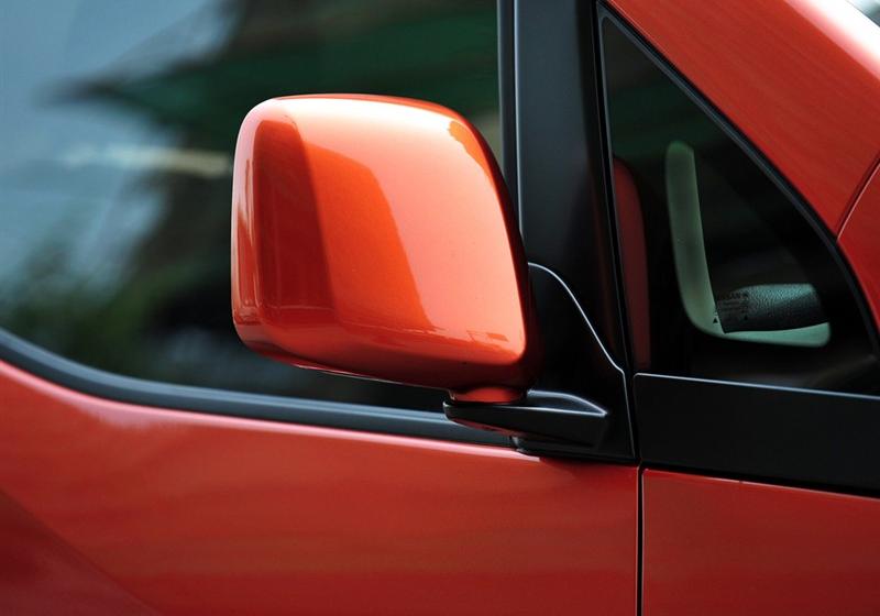 日產NV200  2010款 1.6 尊貴型 232座