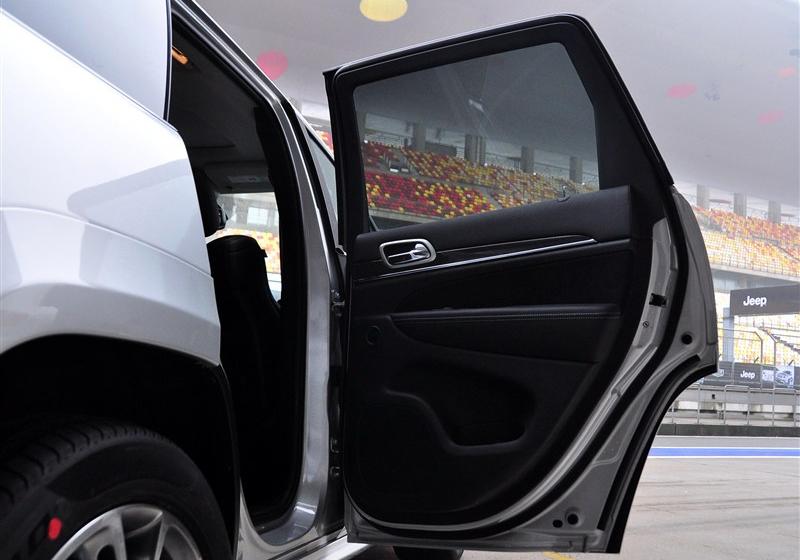 Jeep吉普 大切諾基(進口) 2012款 6.4 SRT8