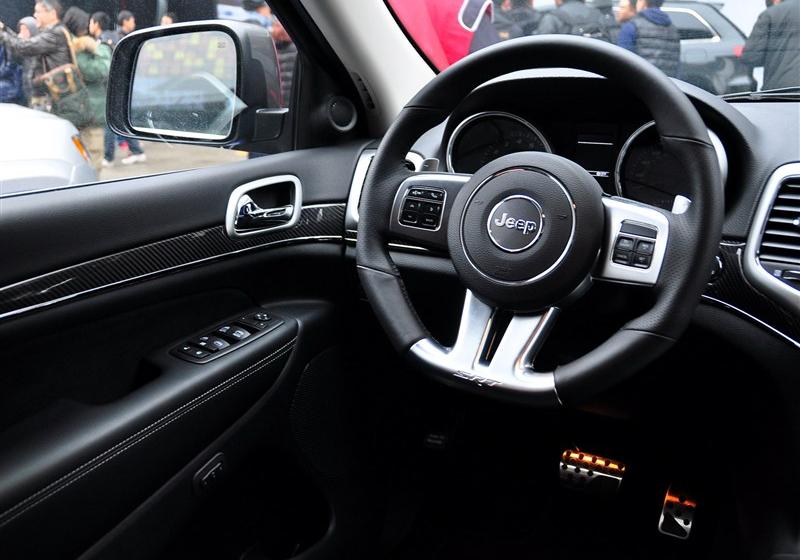 Jeep吉普 大切諾基(進口) 2012款 6.4 SRT8