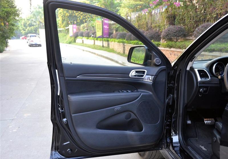 大切諾基(進口)  2012款 6.4 SRT8