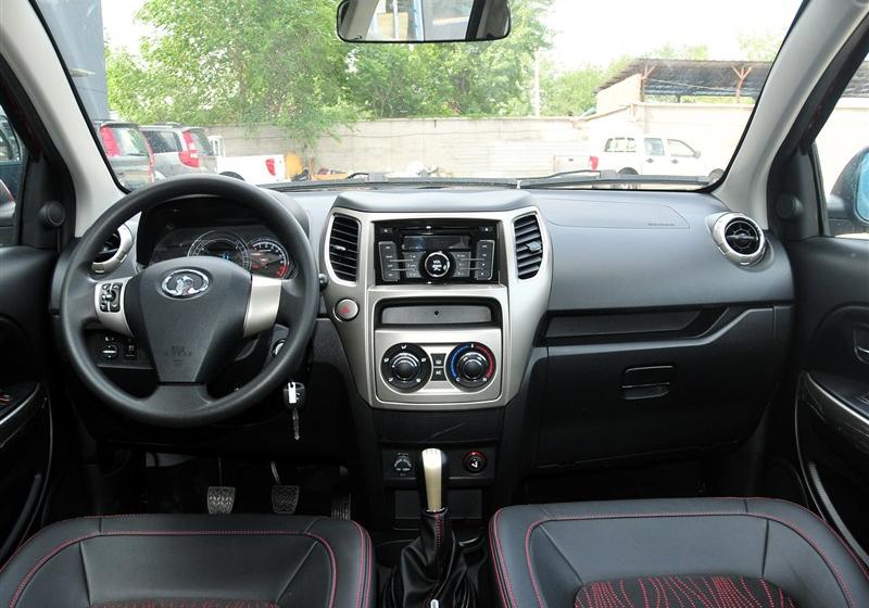 哈弗M4  2012款 1.5L 兩驅(qū)舒適型