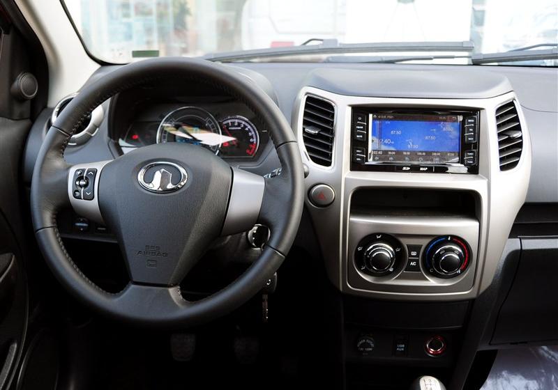 哈弗M4  2012款 1.5L 兩驅(qū)豪華型