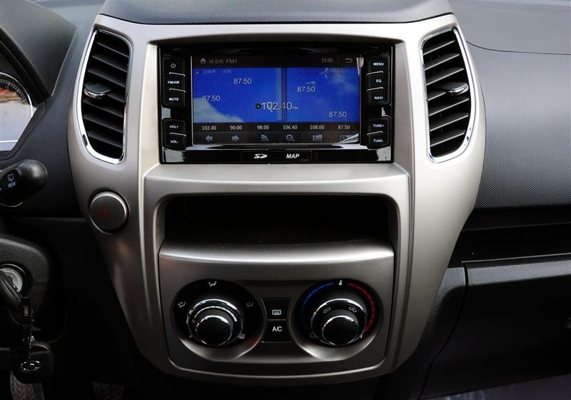 哈弗M4  2012款 1.5L 兩驅(qū)豪華型