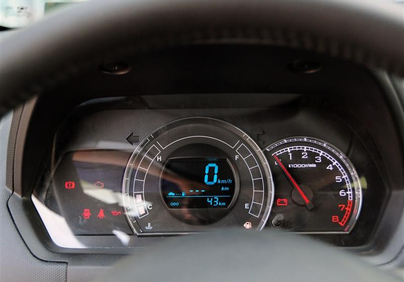 哈弗M4  2012款 1.5L 兩驅(qū)豪華型