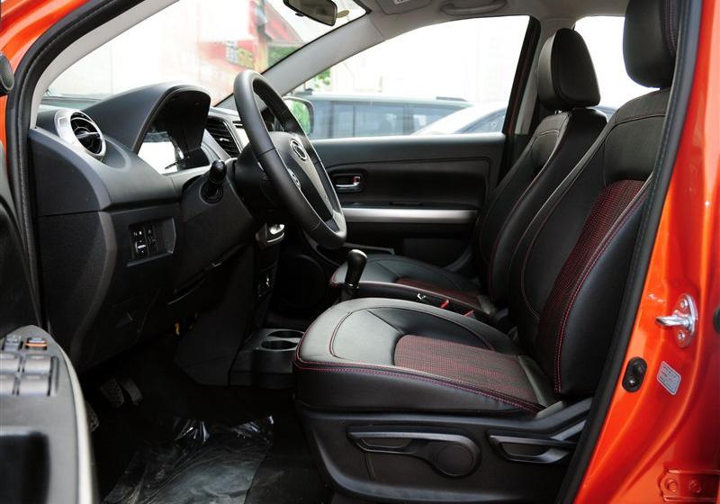 哈弗M4  2012款 1.5L 兩驅(qū)豪華型