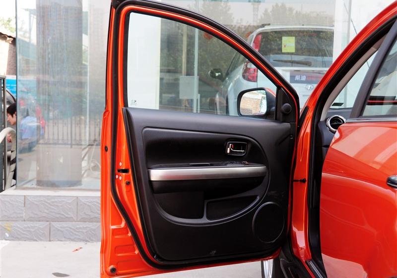 哈弗M4  2012款 1.5L 兩驅豪華型