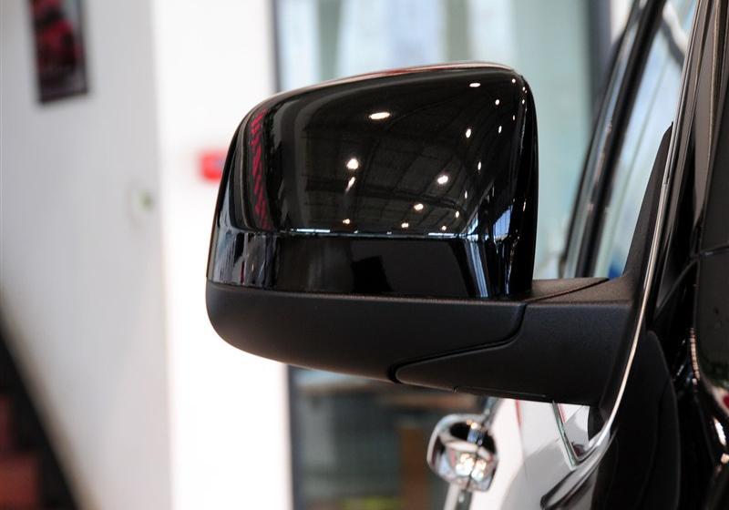 大切諾基(進口)  2012款 3.6 旗艦尊崇版