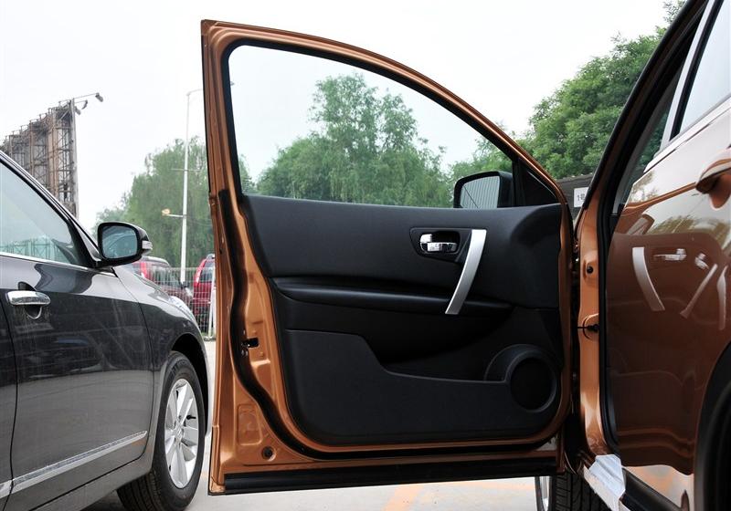 逍客  2012款 2.0XV 雷 CVT 2WD