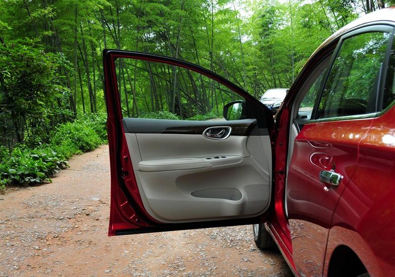 軒逸  2012款 1.8XL 手動(dòng)豪華版