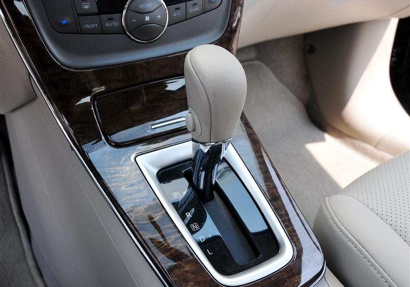 軒逸  2012款 1.8XV CVT尊享版