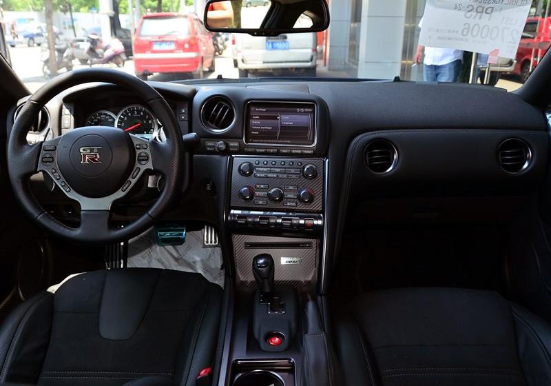 日產(chǎn)GT-R  2013款 3.8T Premium Edition