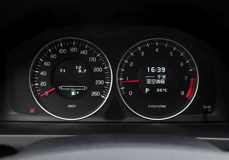 沃爾沃V60  2013款 2.0T T5 舒適版