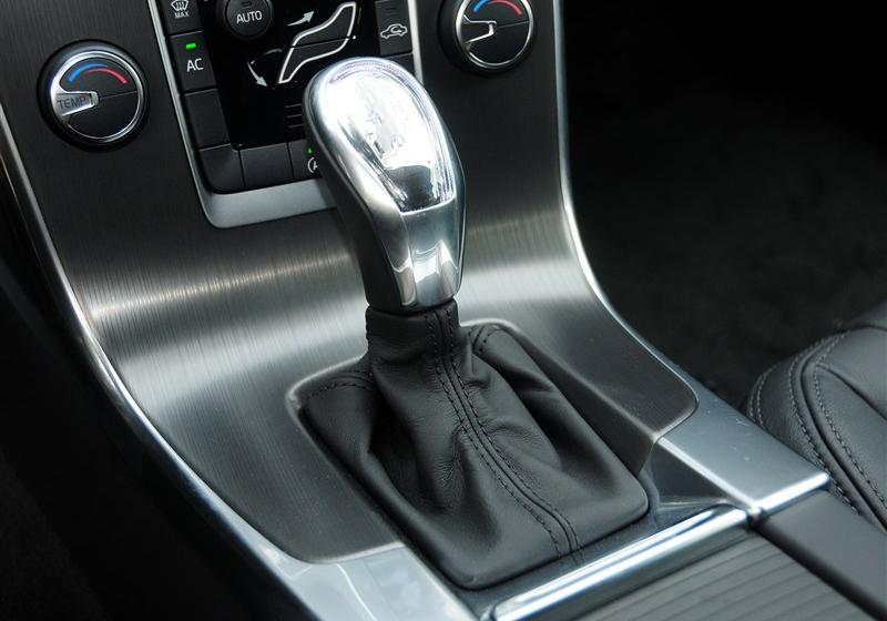 沃爾沃V60  2013款 2.0T T5 舒適版