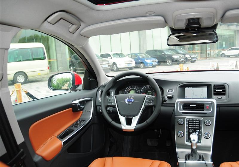 沃爾沃V60  2013款 2.0T T5 智尊版