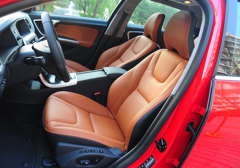 沃爾沃V60  2013款 2.0T T5 智尊版