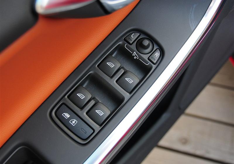 沃爾沃V60  2013款 2.0T T5 智尊版