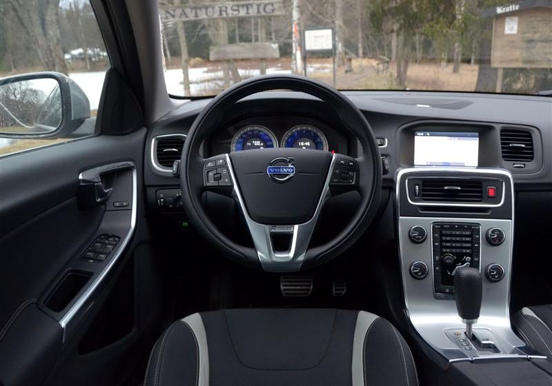 沃爾沃V60  2012款 3.0 T6 AWD 運動版