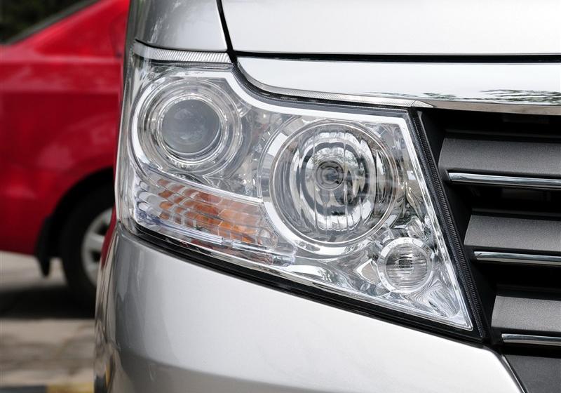 帥客  2012款 2.0 自動豪華型 7座