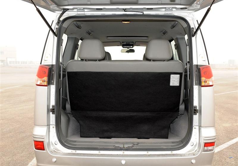 帥客  2012款 2.0 自動旗艦型 7座