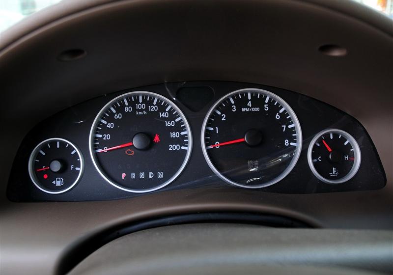 別克GL8  2012款 2.4L BASE舒適版