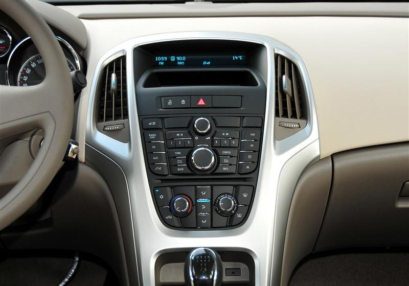 英朗  2012款 GT 1.6L 手動(dòng)舒適版