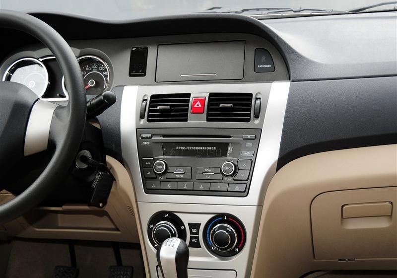 長(zhǎng)城C30  2012款 1.5 手動(dòng)智能起停版