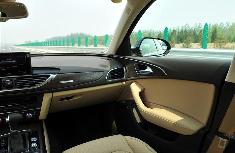 2012款 50 TFSI quattro 豪華型