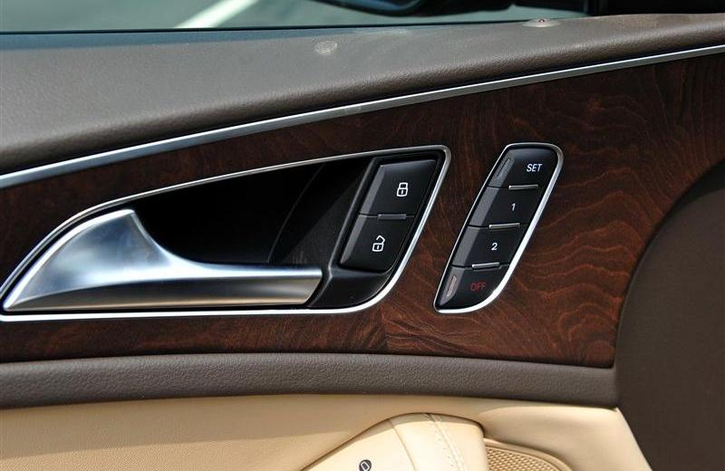 2012款 50 TFSI quattro 豪華型