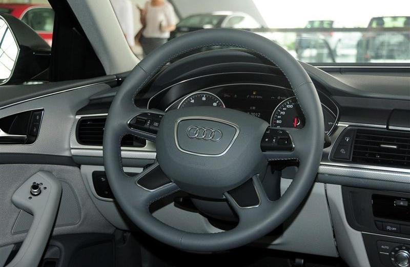 2012款 30 FSI 技術(shù)型