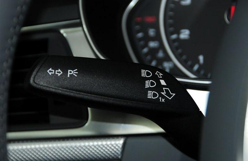 2012款 30 FSI 技術型