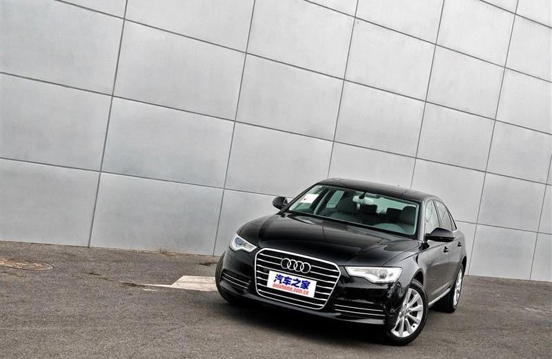 2012款 30 FSI 舒適型