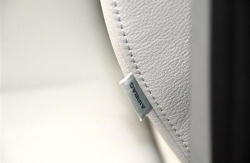 2012款 30 FSI 舒適型