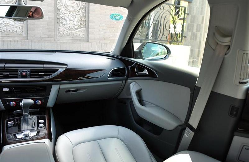 2012款 30 FSI 豪華型