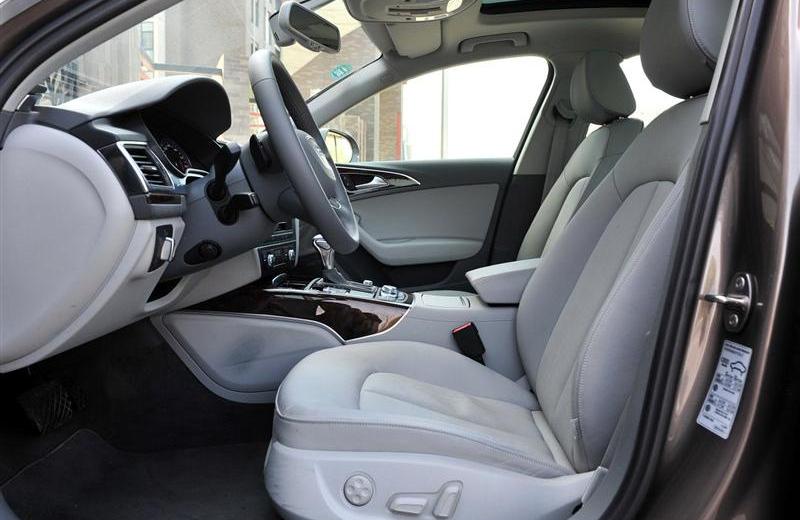 2012款 30 FSI 豪華型