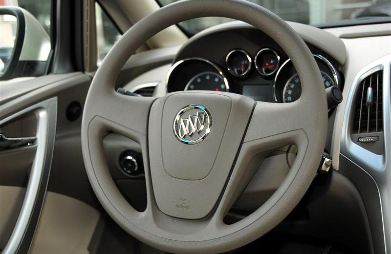 2012款 GT 1.6L 手動(dòng)舒適版