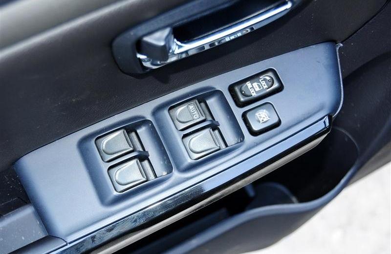 2012款 銳意版 2.0 四驅版