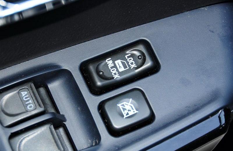 2012款 銳意版 2.0 四驅版